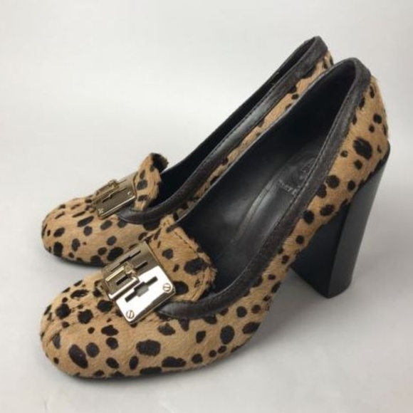 Tory Burch Shoes - Tory Burch Leopard Cheetah Calf Hair Pump Heels